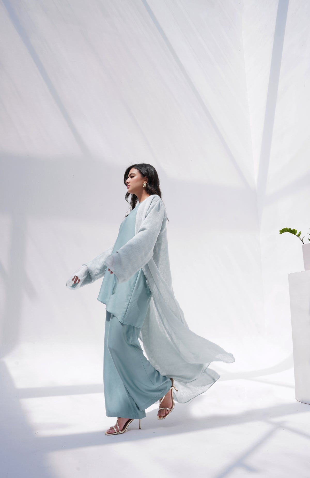 Veil Abaya Seafoam