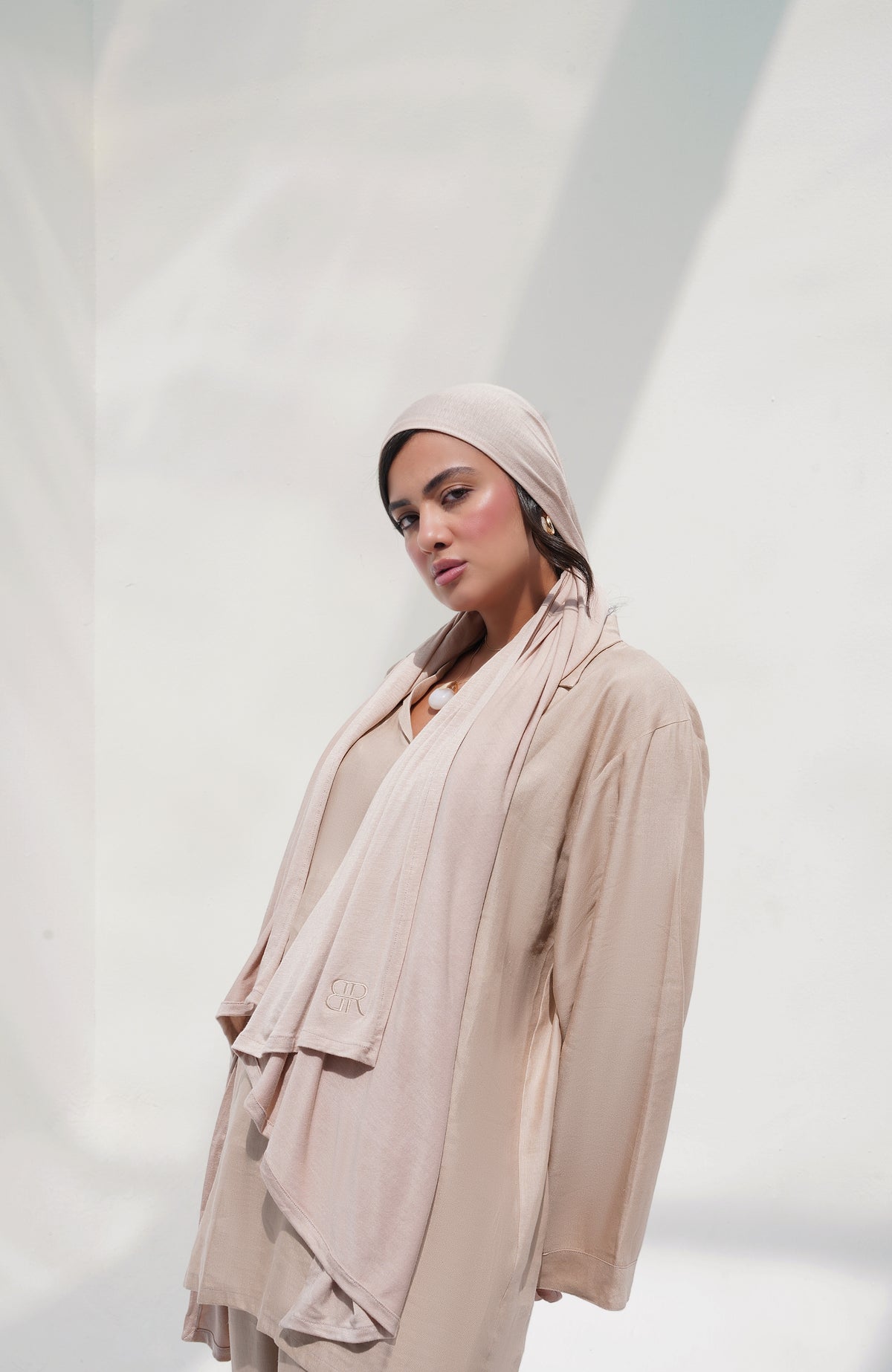 Rive Hijab Sand